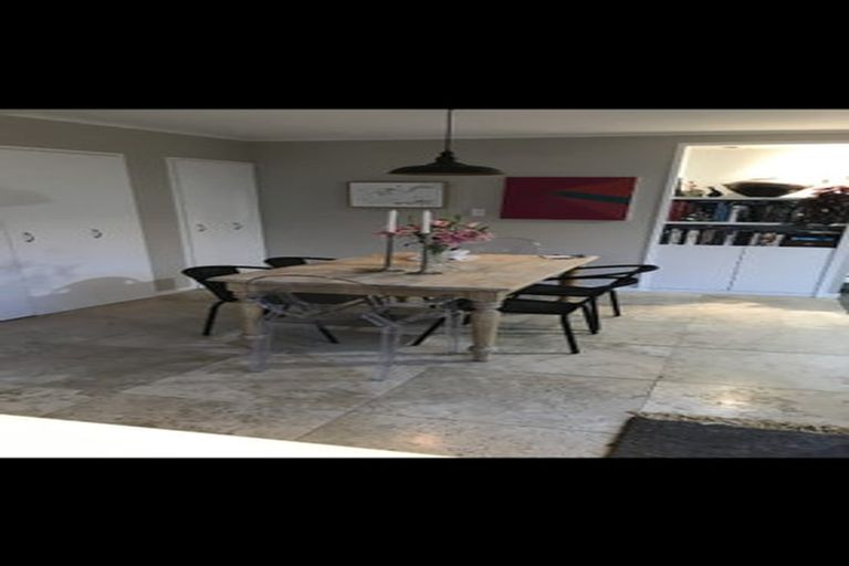 Photo of property in 4 Flavia Close, Torbay, Auckland, 0630