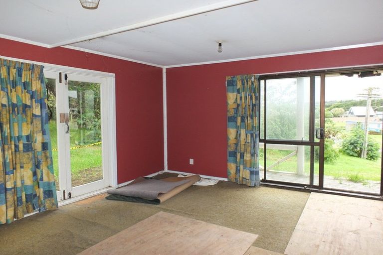 Photo of property in 8 Signal Street, Foxton Beach, Foxton, 4815