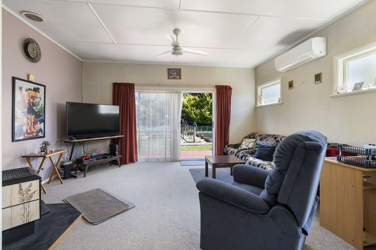 Photo of property in 51 Mangahao Road, Pahiatua, 4910