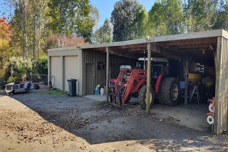 Photo of property in 18 Warren Road, Raglan, 3295