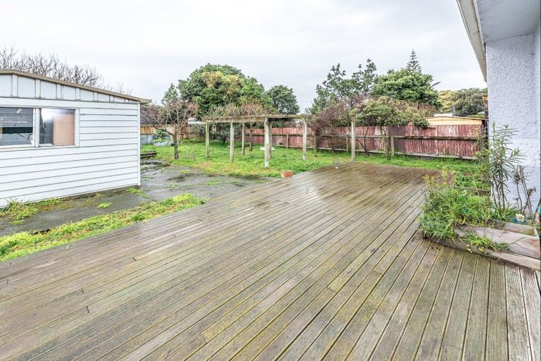 Photo of property in 22 Kotuku Street, Castlecliff, Whanganui, 4501