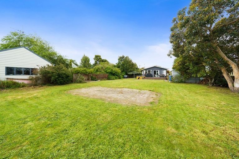 Photo of property in 35 Cologne Street, Martinborough, 5711