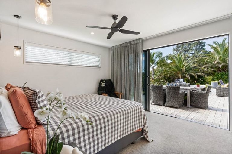Photo of property in 14 Titoki Lane, Whangamata, 3691