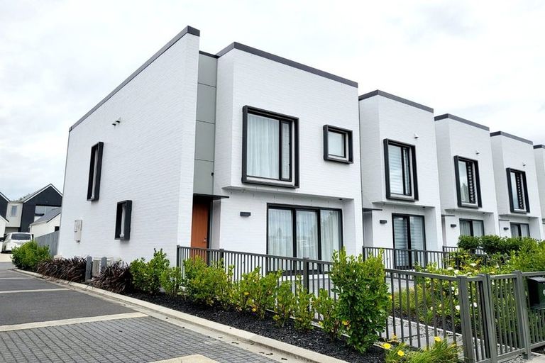 Photo of property in 46 Nils Andersen Road, Whenuapai, Auckland, 0618