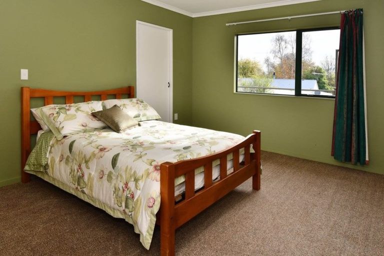 Photo of property in 85 Tiverton Street, Palmerston, 9430