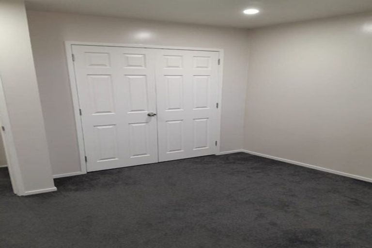 Photo of property in 14 Serrano Place, Clover Park, Auckland, 2023