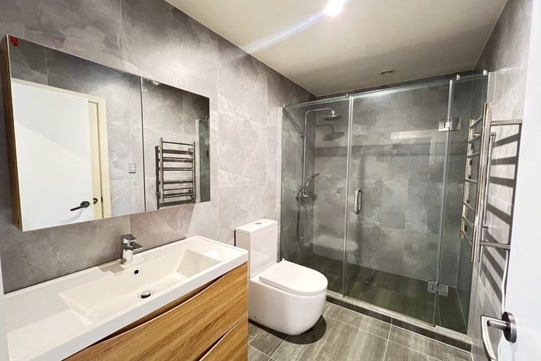 Photo of property in 7 Eric Gifford Drive, Ranui, Auckland, 0612