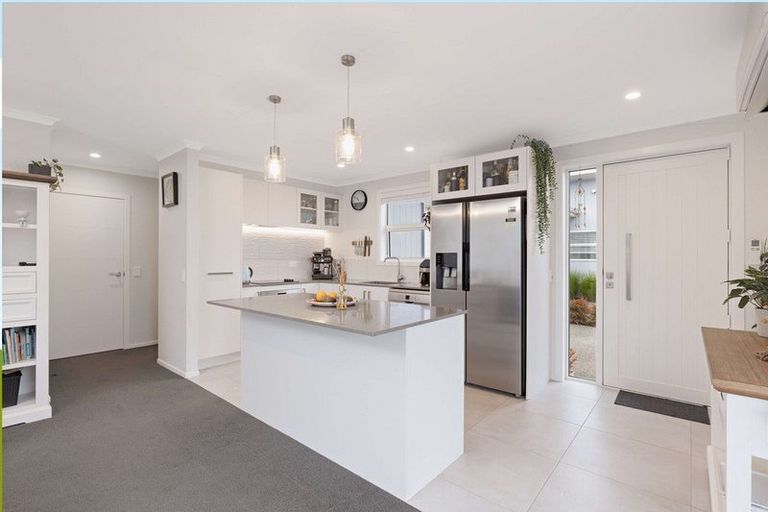 Photo of property in 20 Toi Place, Papamoa, 3118