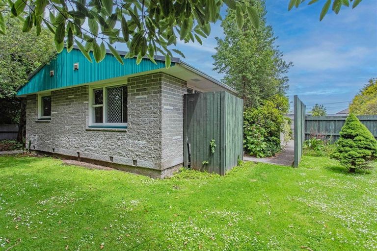 Photo of property in 4/504 Barbadoes Street, Edgeware, Christchurch, 8013