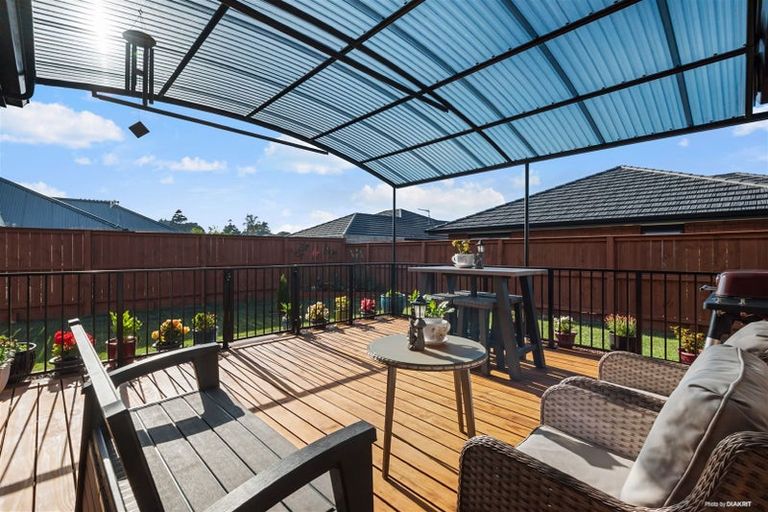 Photo of property in 58 Harbour Crest Drive, Waiuku, 2123