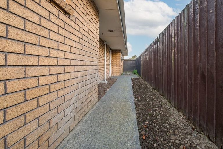 Photo of property in 28 Roydon Drive, Templeton, Christchurch, 8042