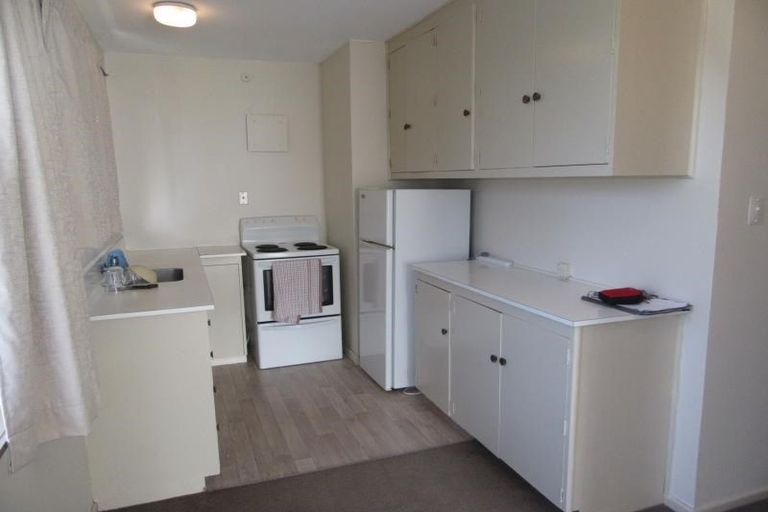 Photo of property in 2/4 Quinton Place, Bishopdale, Christchurch, 8053