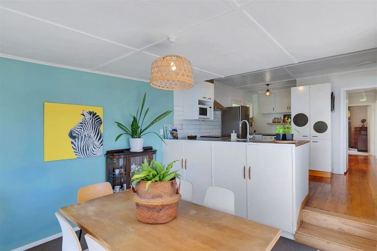 Photo of property in 114 Rawhiti Road, Pukerua Bay, 5026