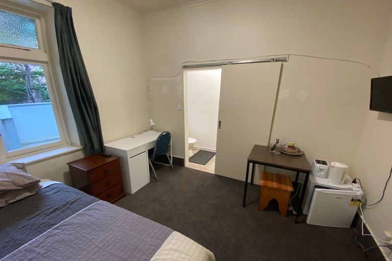 Photo of property in Carillion/the Knoll, 33 Thompson Street, Mount Cook, Wellington, 6011