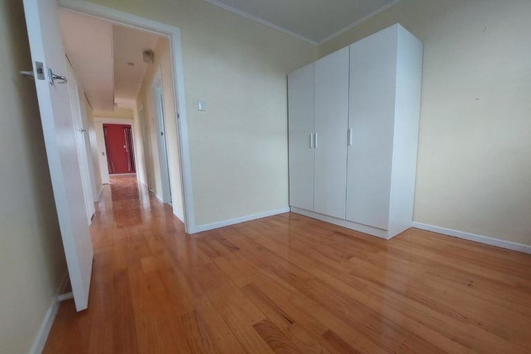Photo of property in 1/4 Paul Place, Pakuranga, Auckland, 2010