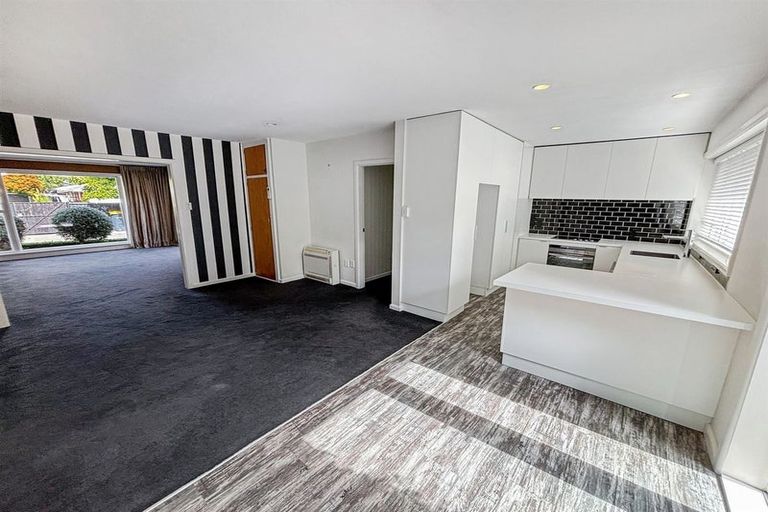 Photo of property in 2/190 Rutland Street, St Albans, Christchurch, 8052