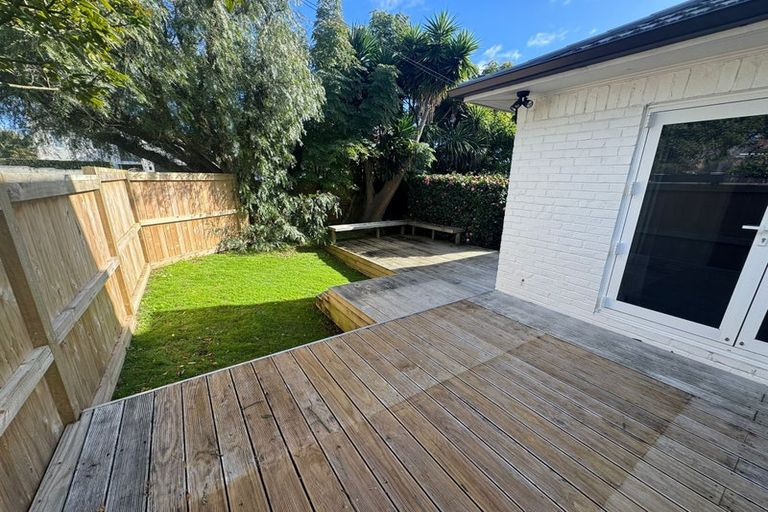 Photo of property in 2/32 Doment Crescent, Orewa, 0931