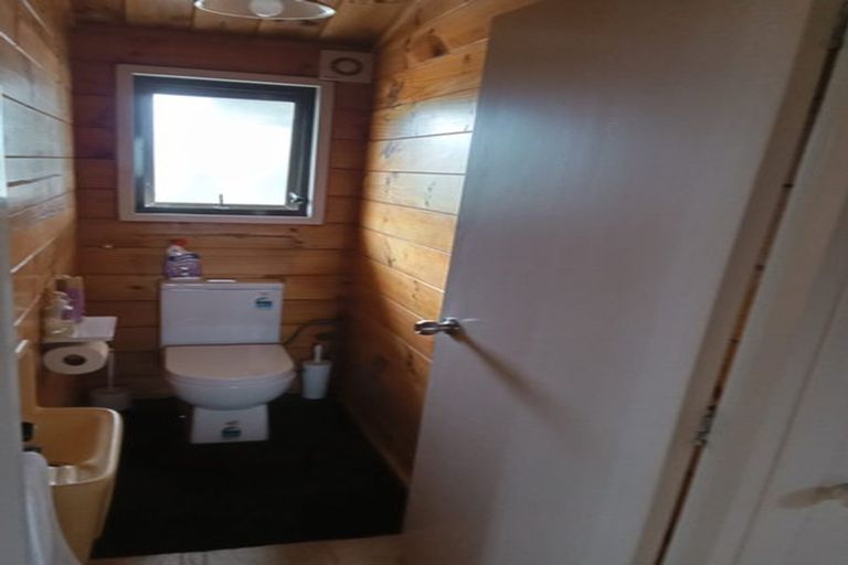 Photo of property in 72a Moon Ridge Road, Moonshine Valley, Porirua, 5381