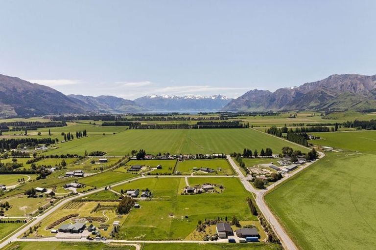 Photo of property in Kane Road, Hawea Flat, Lake Hawea, 9382