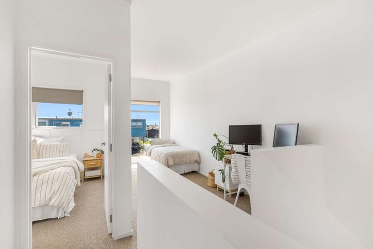 Photo of property in 31 Reynolds Place, Papamoa Beach, Papamoa, 3118