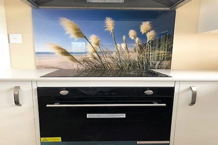 Photo of property in 42 Omokoroa Road, Omokoroa, 3114