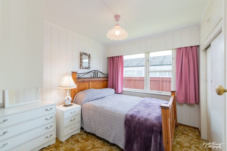 Photo of property in 33 Garden Road, Avalon, Lower Hutt, 5011