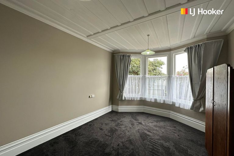 Photo of property in 255 Oxford Street, South Dunedin, Dunedin, 9012