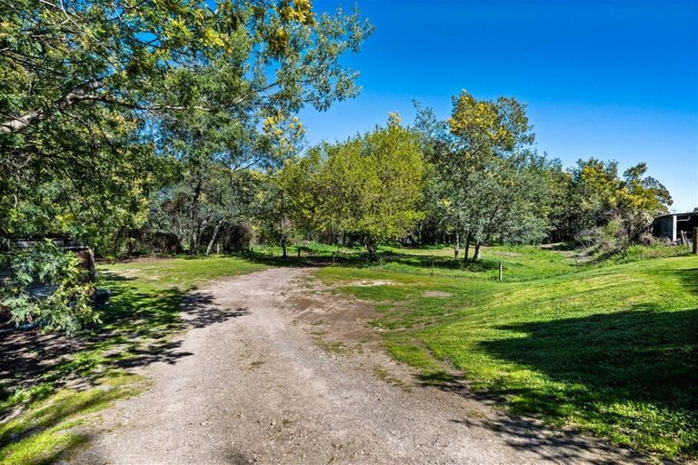 Photo of property in 80 Hawkesbury Road, Hawkesbury, Blenheim, 7272