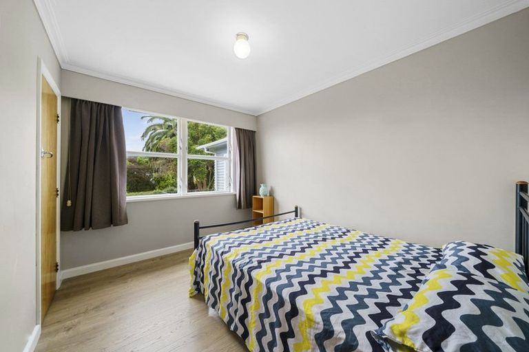 Photo of property in 34 Kaitawa Crescent, Paraparaumu, 5032