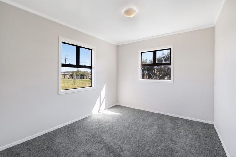 Photo of property in 42 Rimmer Road, Helensville, 0875