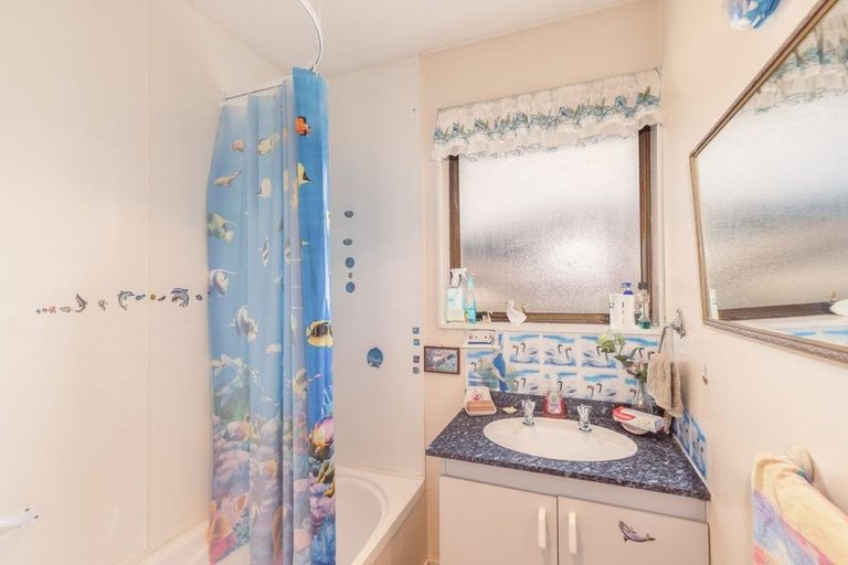 Photo of property in 2/99 Randolph Street, Woolston, Christchurch, 8062