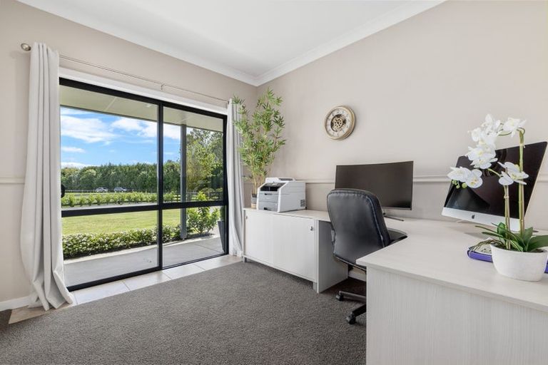 Photo of property in 154b Belk Road South, Omanawa, 3173