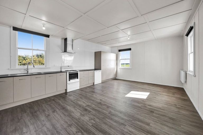 Photo of property in 39 Auroa Road, Otakeho, Hawera, 4678