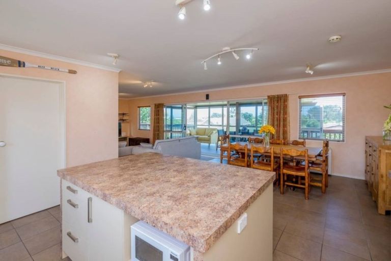 Photo of property in 3 Norna Grove, Waikawa Beach, Levin, 5573