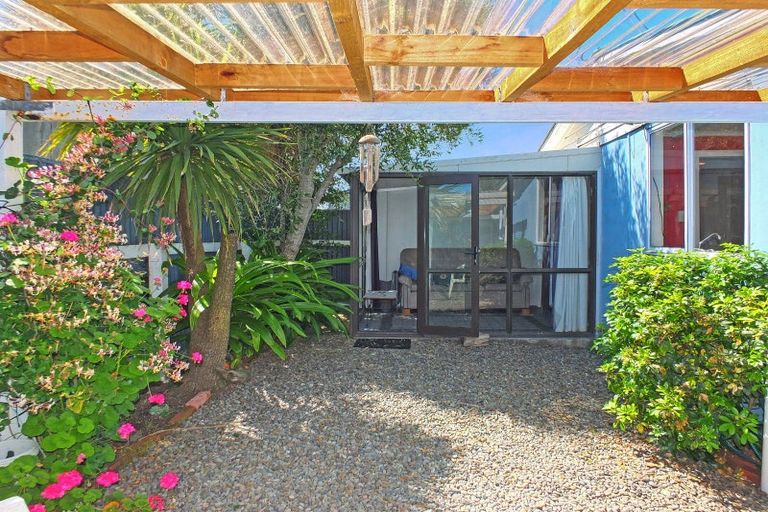 Photo of property in 41 Edinburgh Terrace, Foxton Beach, Foxton, 4815