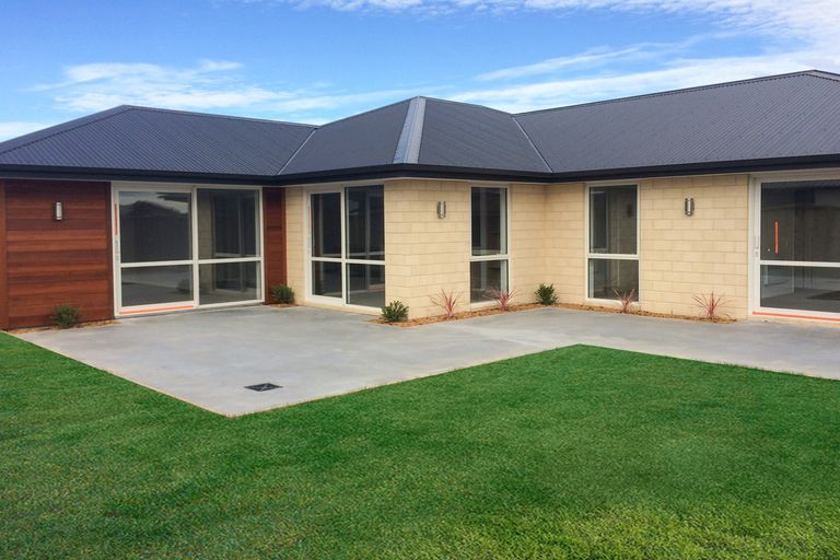Photo of property in 29 Anderton Crescent, Mosgiel, 9024