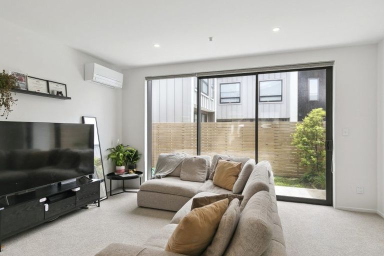 Photo of property in 2a Mamari Street, Rongotai, Wellington, 6022