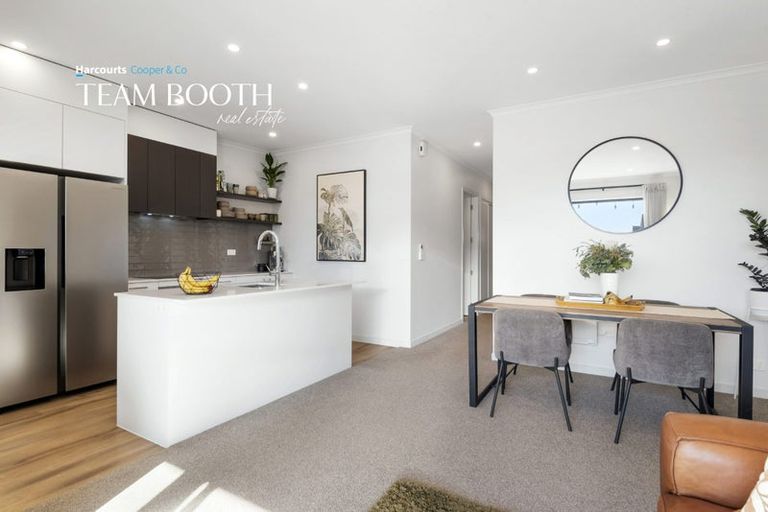 Photo of property in 8/1 Genevieve Lane, Hobsonville, Auckland, 0616