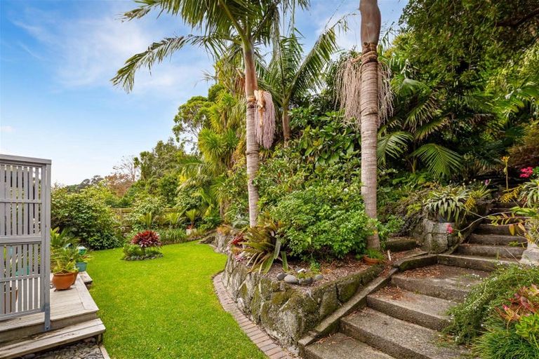 Photo of property in 46 The Circle, Manly, Whangaparaoa, 0930