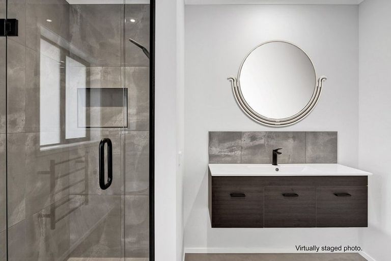 Photo of property in 30a Hunter Street, Hawera, 4610