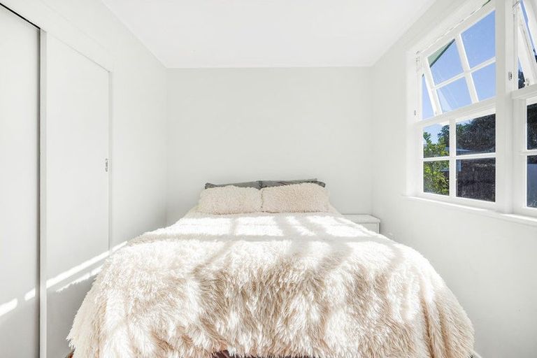 Photo of property in 260 Sandwich Road, St Andrews, Hamilton, 3200