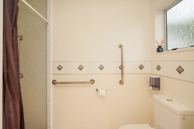 Photo of property in 30 Collean Street, Wallacetown, 9816