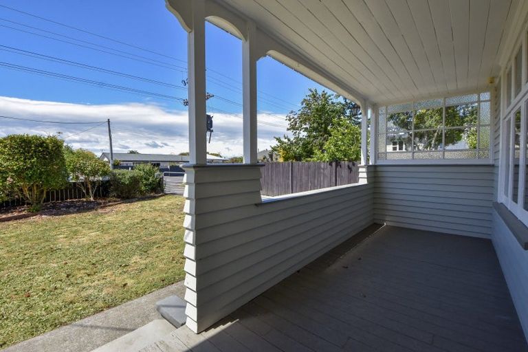 Photo of property in 12 Garrison Street, Carterton, 5713