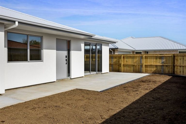 Photo of property in 8a Dives Avenue, Hawera, 4610