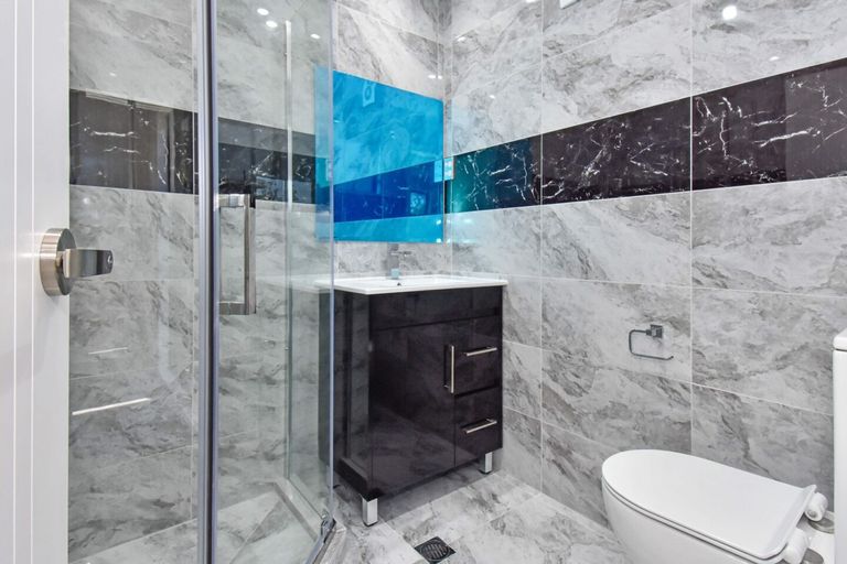 Photo of property in 8b Cambridge Road, Manurewa, Auckland, 2102