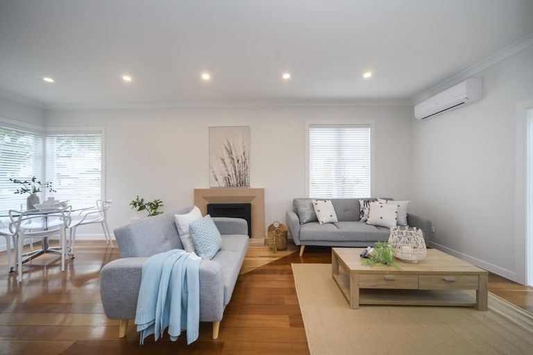 Photo of property in 9 Milverton Avenue, Hokowhitu, Palmerston North, 4410