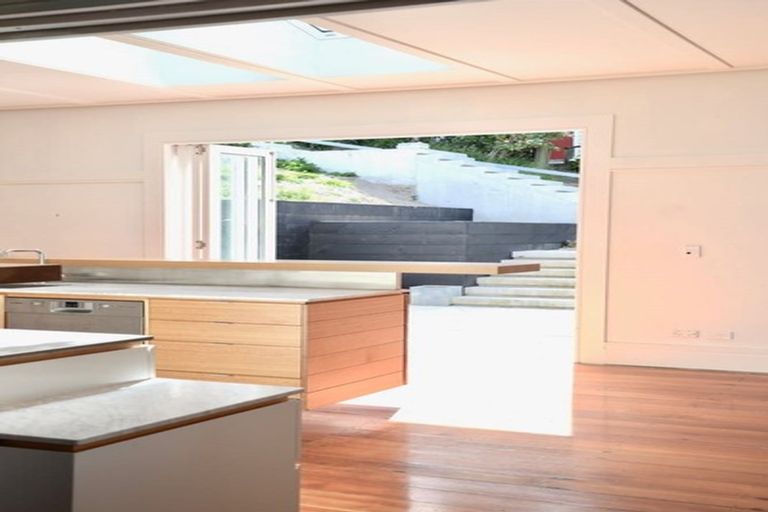 Photo of property in 67 Sar Street, Wadestown, Wellington, 6012