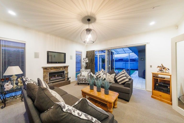 Photo of property in 3 Rodeo Drive, Kelvin Grove, Palmerston North, 4414