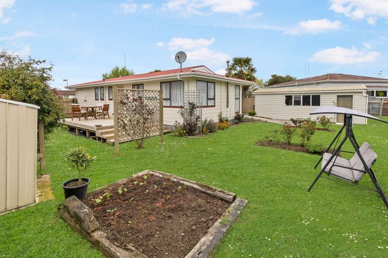 Photo of property in 11 Jupiter Street, Milson, Palmerston North, 4414