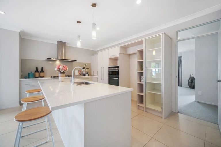 Photo of property in 32 Wawatai Drive, Karaka, Papakura, 2113